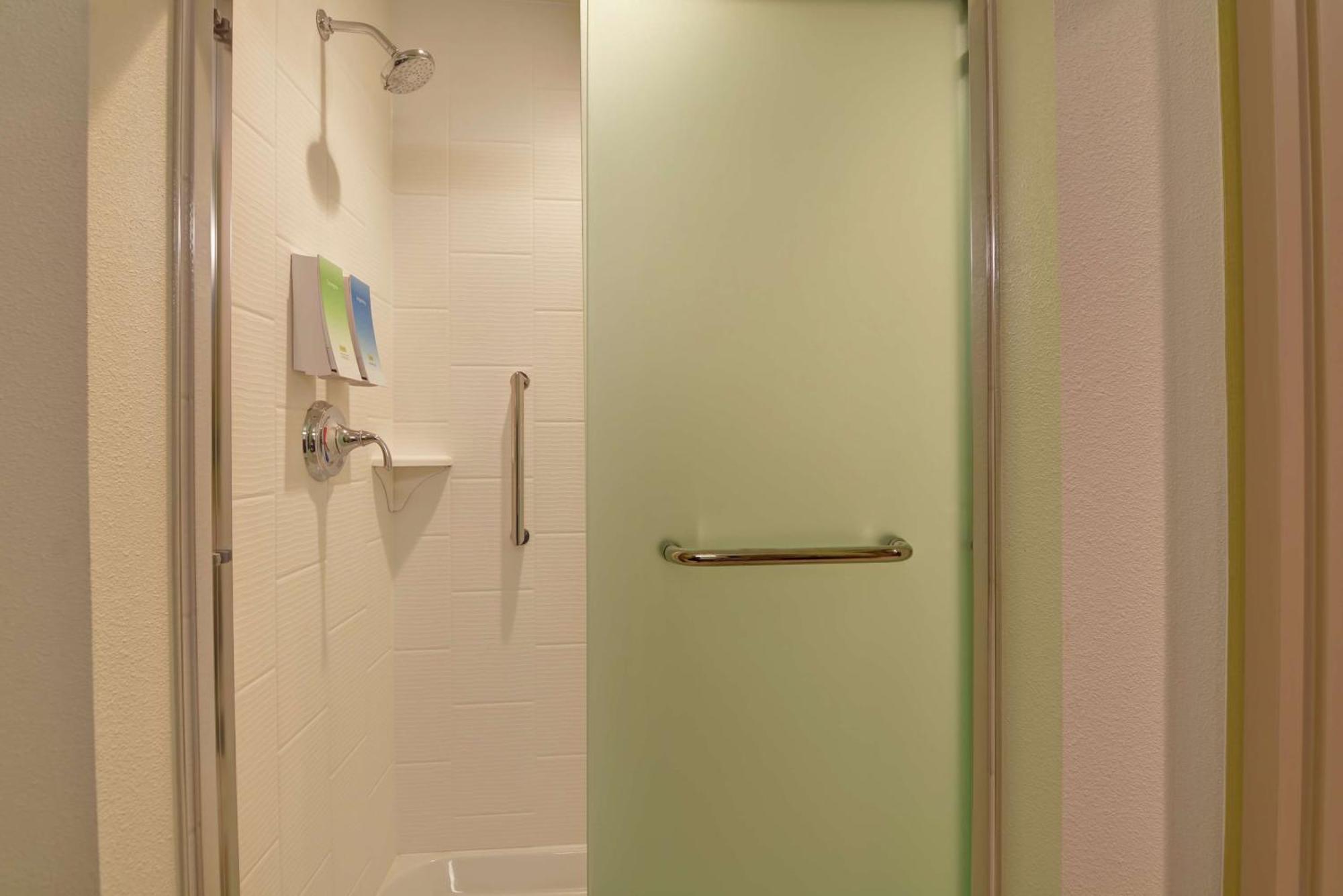 Home2 Suites By Hilton Rochester Mayo Clinic Area Экстерьер фото